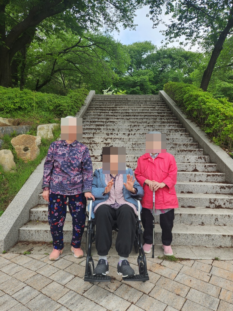 0_235Ud018svc7ts74jd0kpwt_d7dcfz.jpg