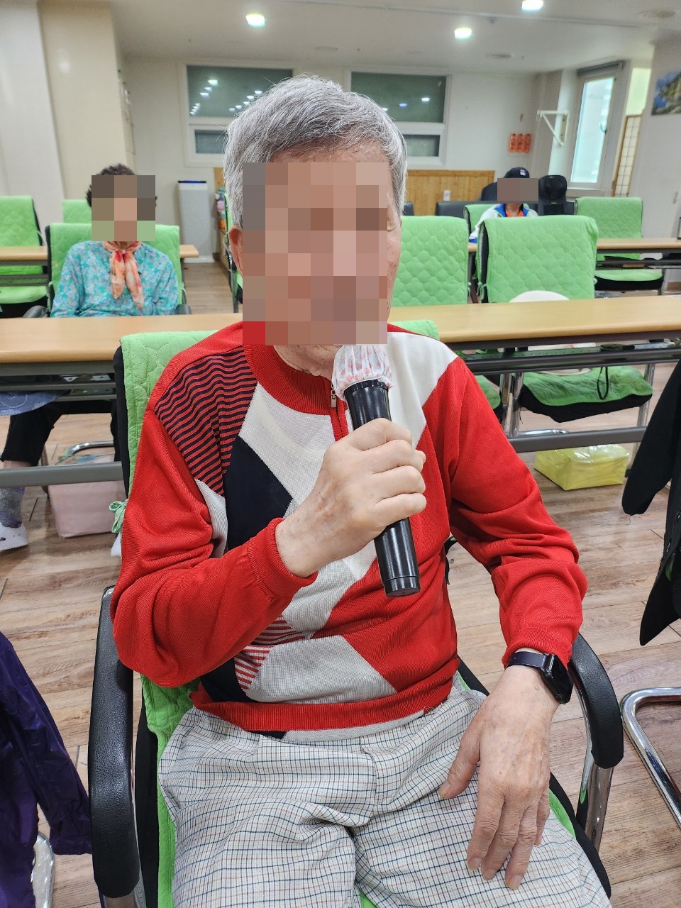 h_8ehUd018svc18rcmmp5l5zjg_f650g3.jpg