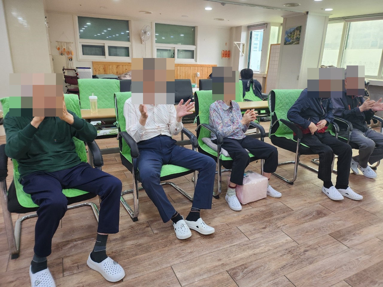 7_ce9Ud018svc1hucwi78xjhql_f650g3 (1).jpg